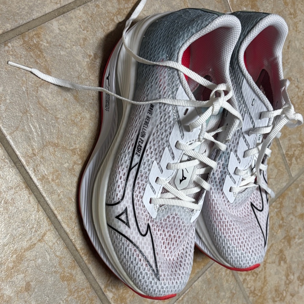 Mizuno Women's Wave Rebellion Flash